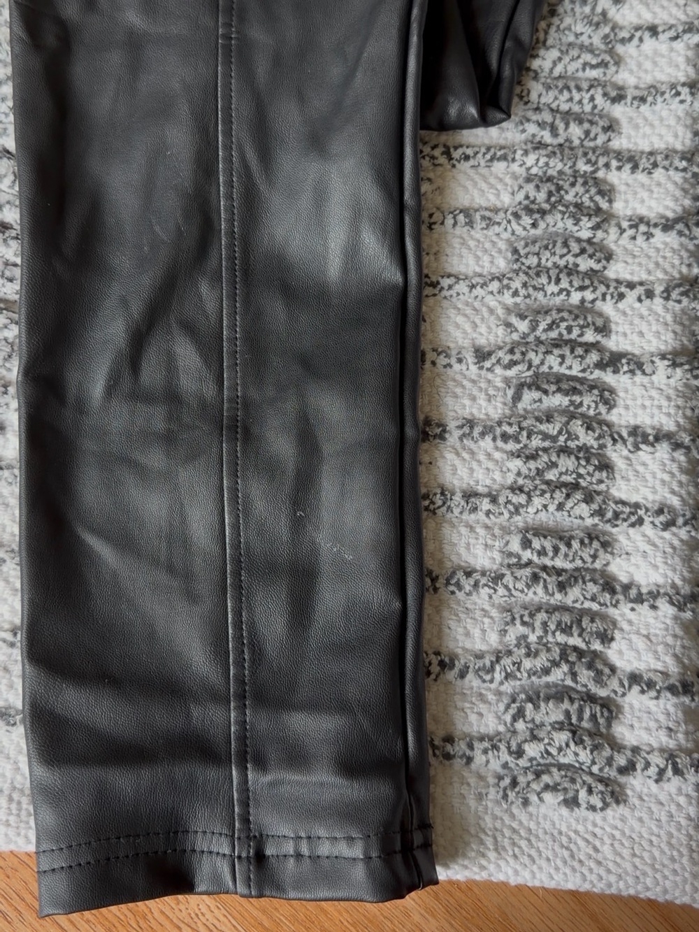 High-Rise Black Faux Leather Leggings with Stretch Waistband - Picture 5 of 6